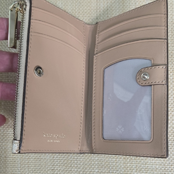 Kate Spade Glittery Gold Wallet EUC - Picture 4 of 9